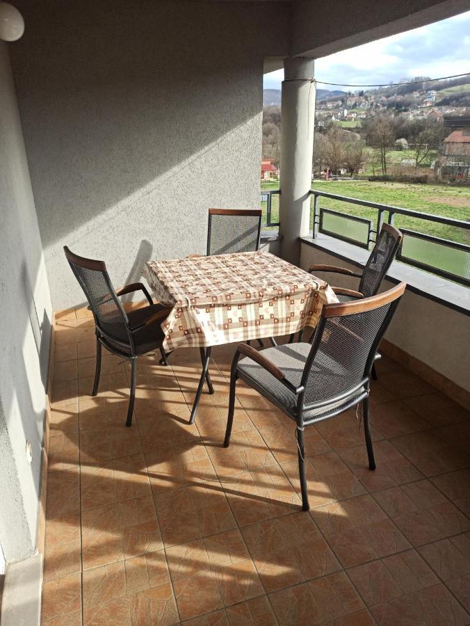 Apartman Ellye Lukavica Kültér fotó